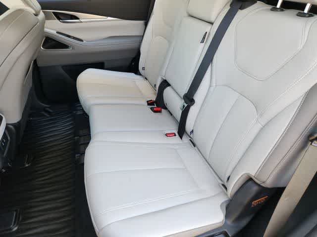 Thumbnail: 2026 INFINITI QX60 - 11