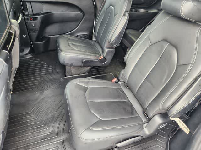 Thumbnail: 2020 Chrysler Pacifica - 13