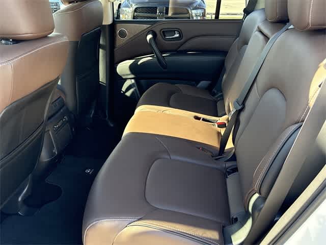 Thumbnail: 2024 INFINITI QX80 - 13