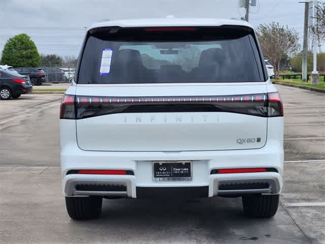 Thumbnail: 2026 INFINITI QX80 - 5