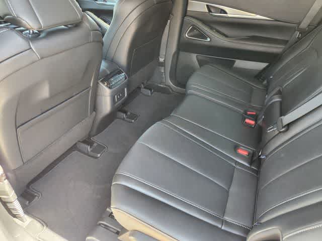 Thumbnail: 2026 INFINITI QX60 - 12