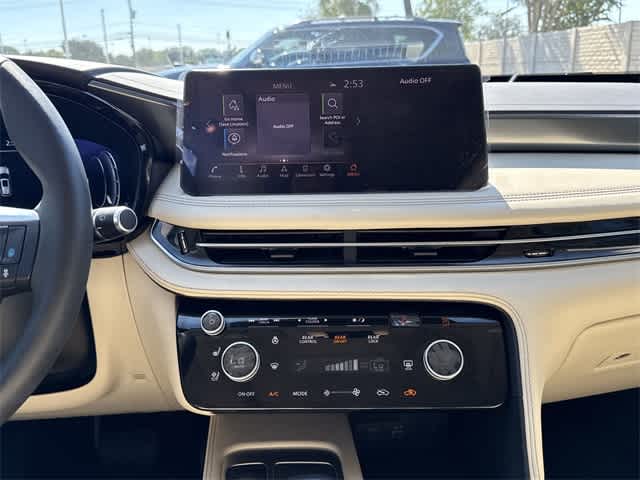 Thumbnail: 2025 INFINITI QX60 - 18