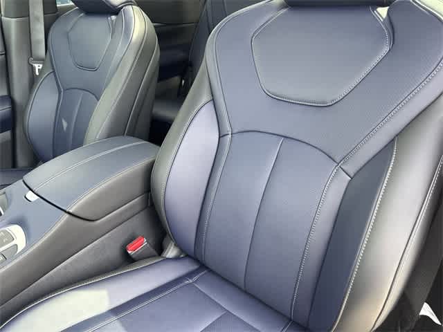 Thumbnail: 2026 INFINITI QX60 - 12