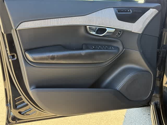 Thumbnail: 2022 Volvo XC90 - 8