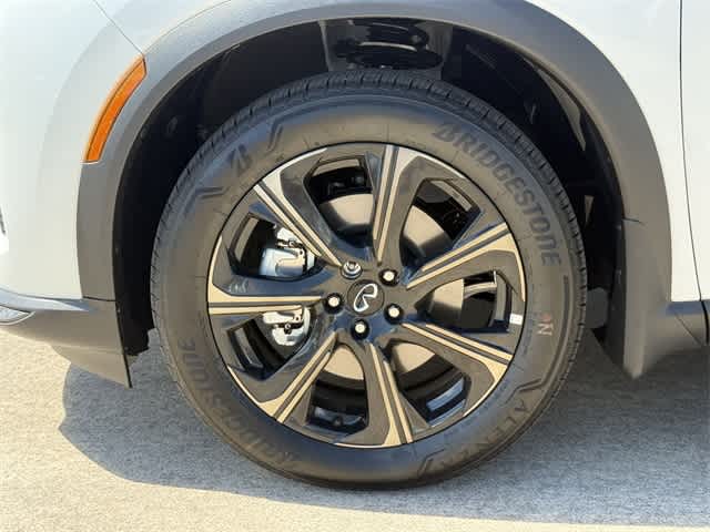 Thumbnail: 2026 INFINITI QX60 - 7