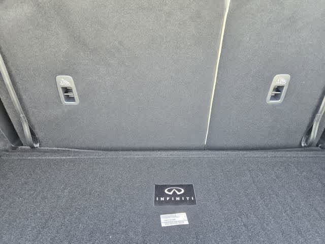 Thumbnail: 2026 INFINITI QX60 - 19