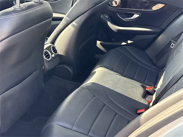 Thumbnail: 2015 Mercedes-Benz C-Class - 14