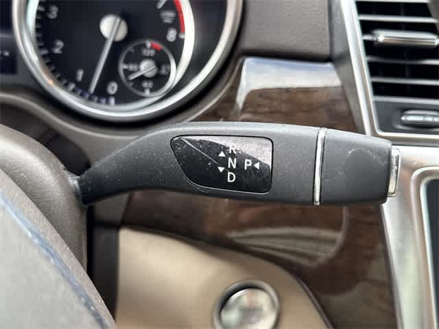 Thumbnail: 2016 Mercedes-Benz GL-Class - 22