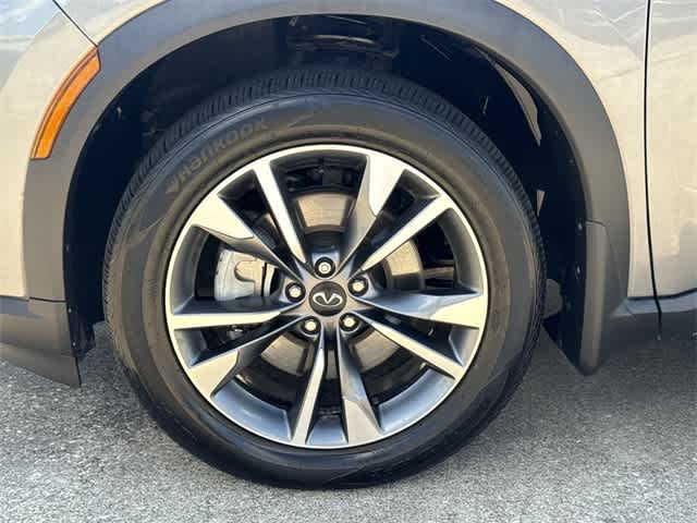 Thumbnail: 2025 INFINITI QX60 - 6