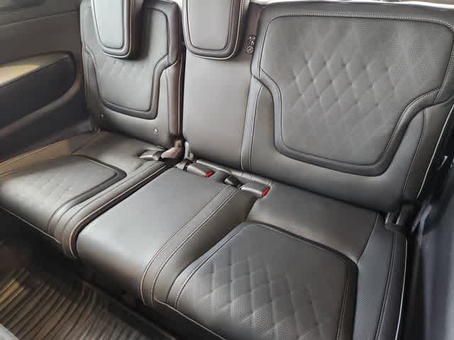 Thumbnail: 2026 INFINITI QX80 - 12