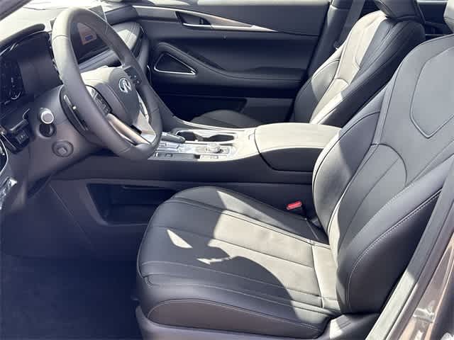 Thumbnail: 2026 INFINITI QX60 - 10