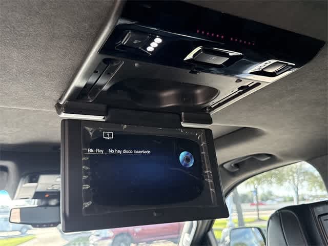 Thumbnail: 2016 Cadillac Escalade - 22