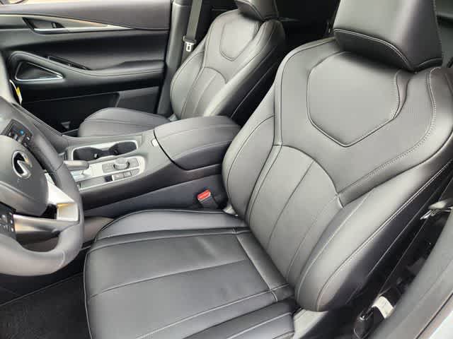 Thumbnail: 2026 INFINITI QX60 - 11