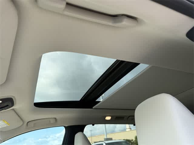 Thumbnail: 2022 INFINITI QX60 - 28