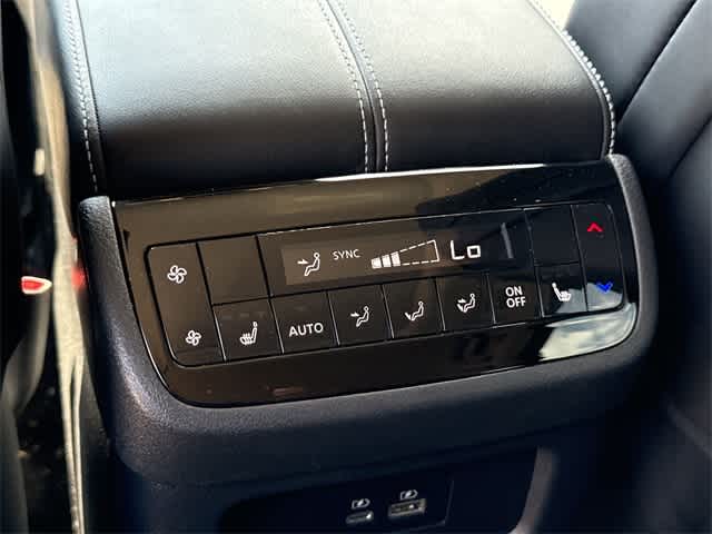 Thumbnail: 2025 INFINITI QX60 - 21