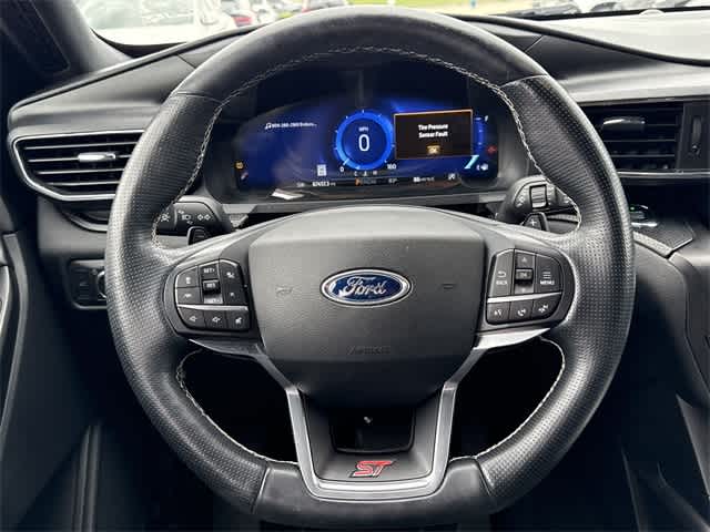 2020 Ford Explorer ST 16