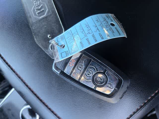 Thumbnail: 2023 Lincoln Aviator - 20