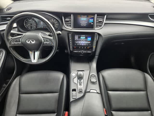 Thumbnail: 2021 INFINITI QX50 - 10