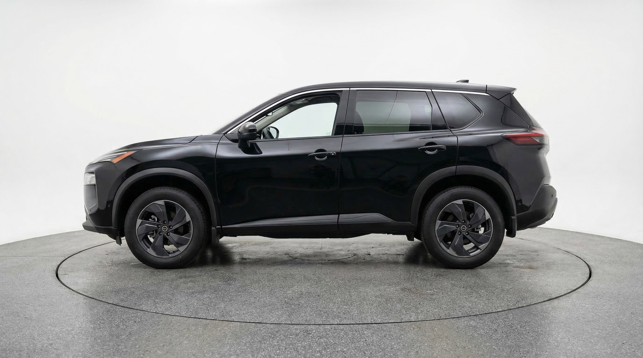 Thumbnail: 2025 Nissan Rogue - 5