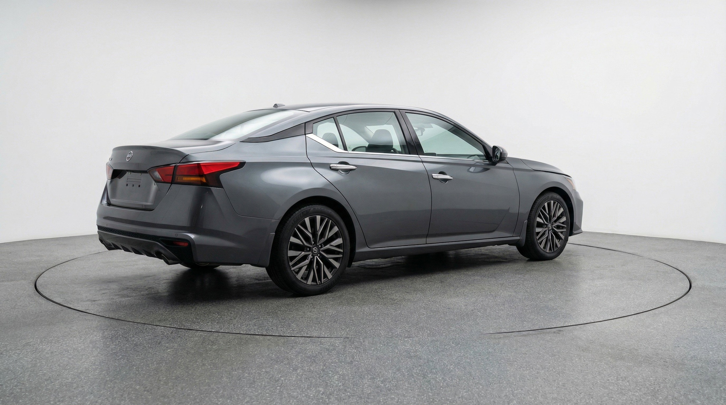 Thumbnail: 2025 Nissan Altima - 9