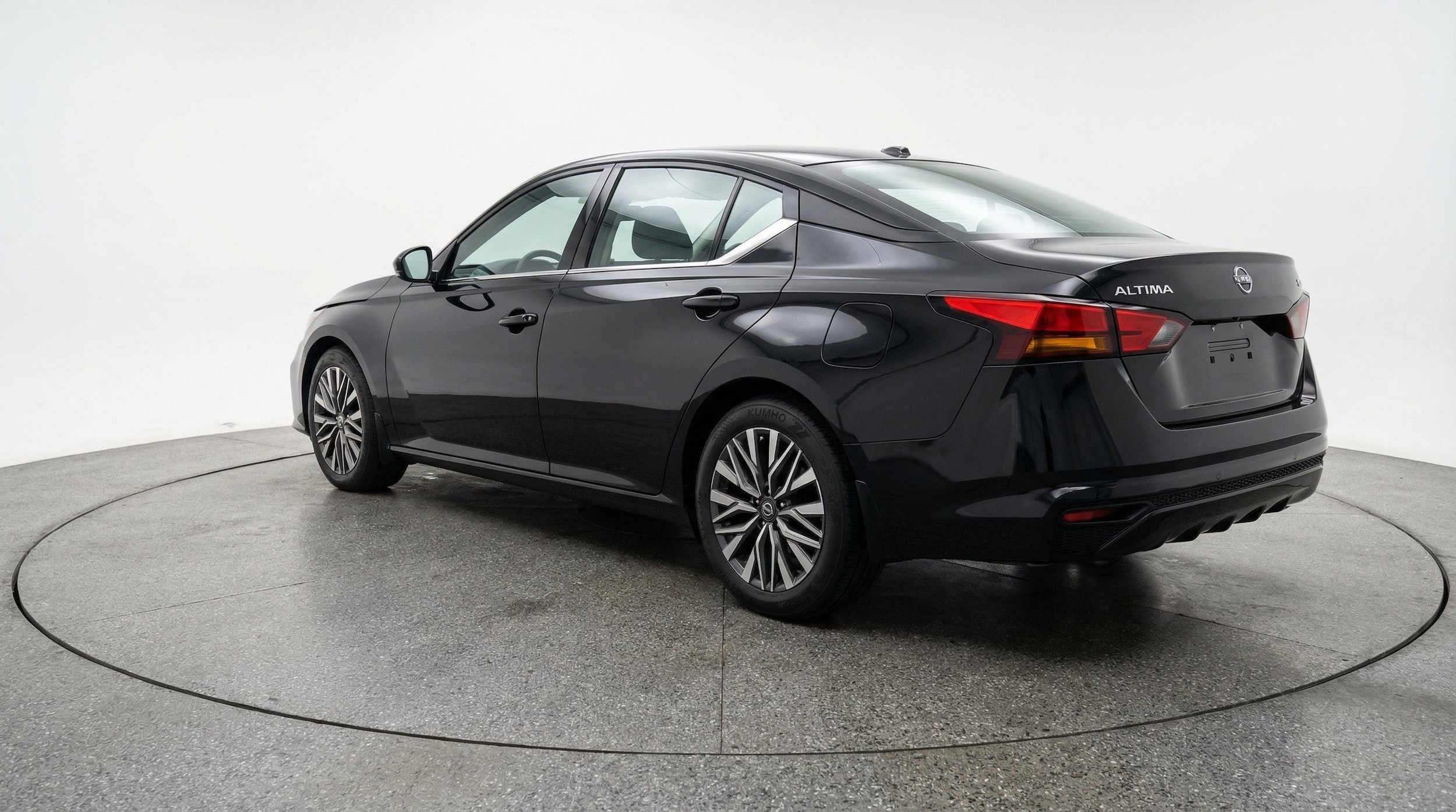 Thumbnail: 2026 Nissan Altima - 6