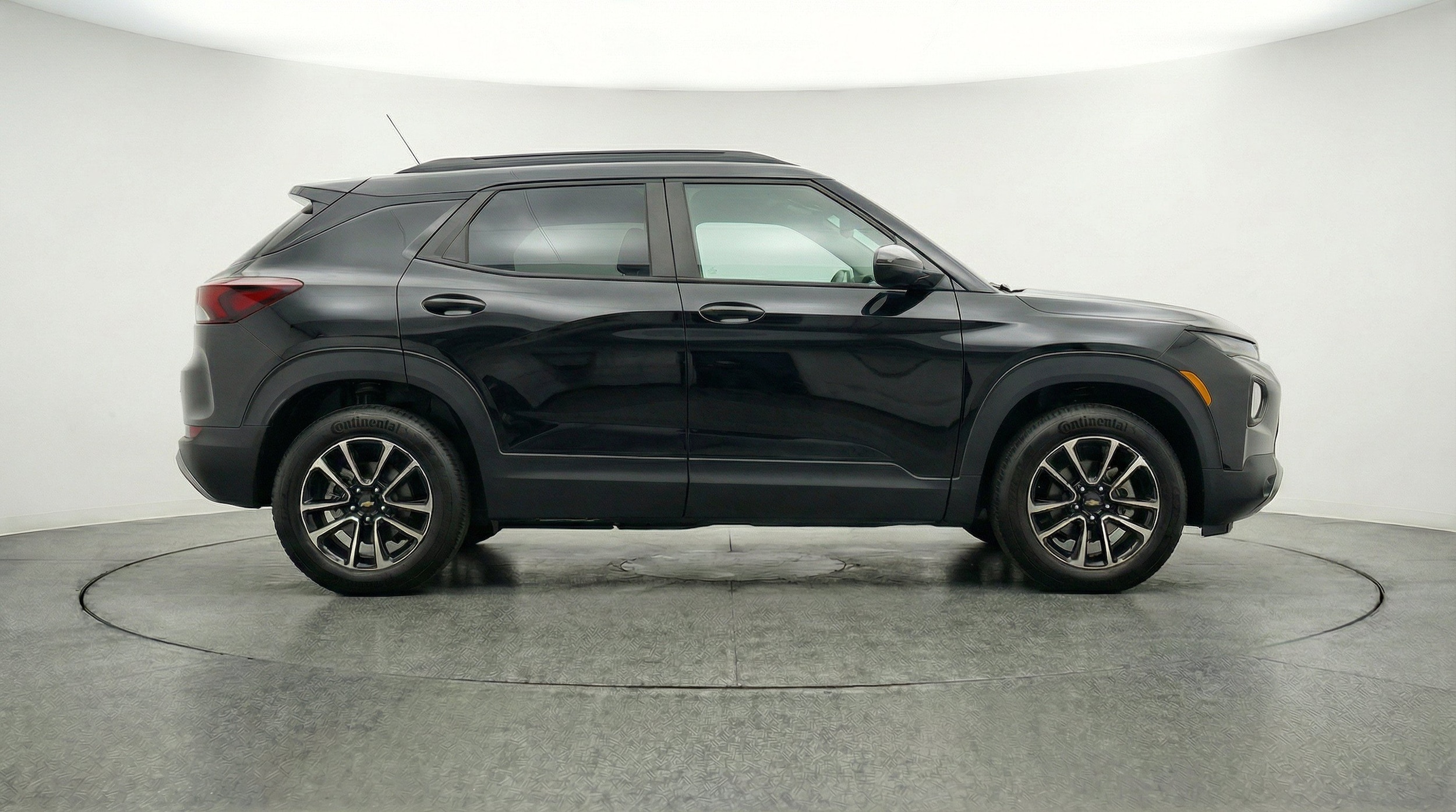 Thumbnail: 2025 Chevrolet TrailBlazer - 10