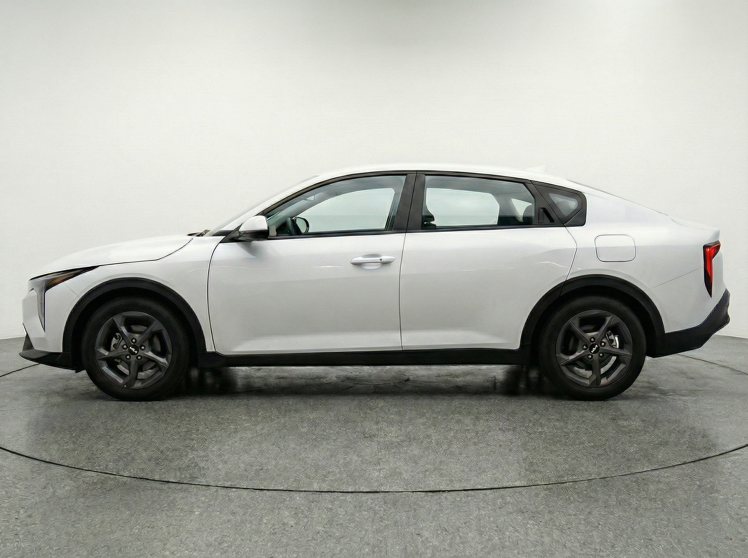 Thumbnail: 2025 Kia K4 - 5
