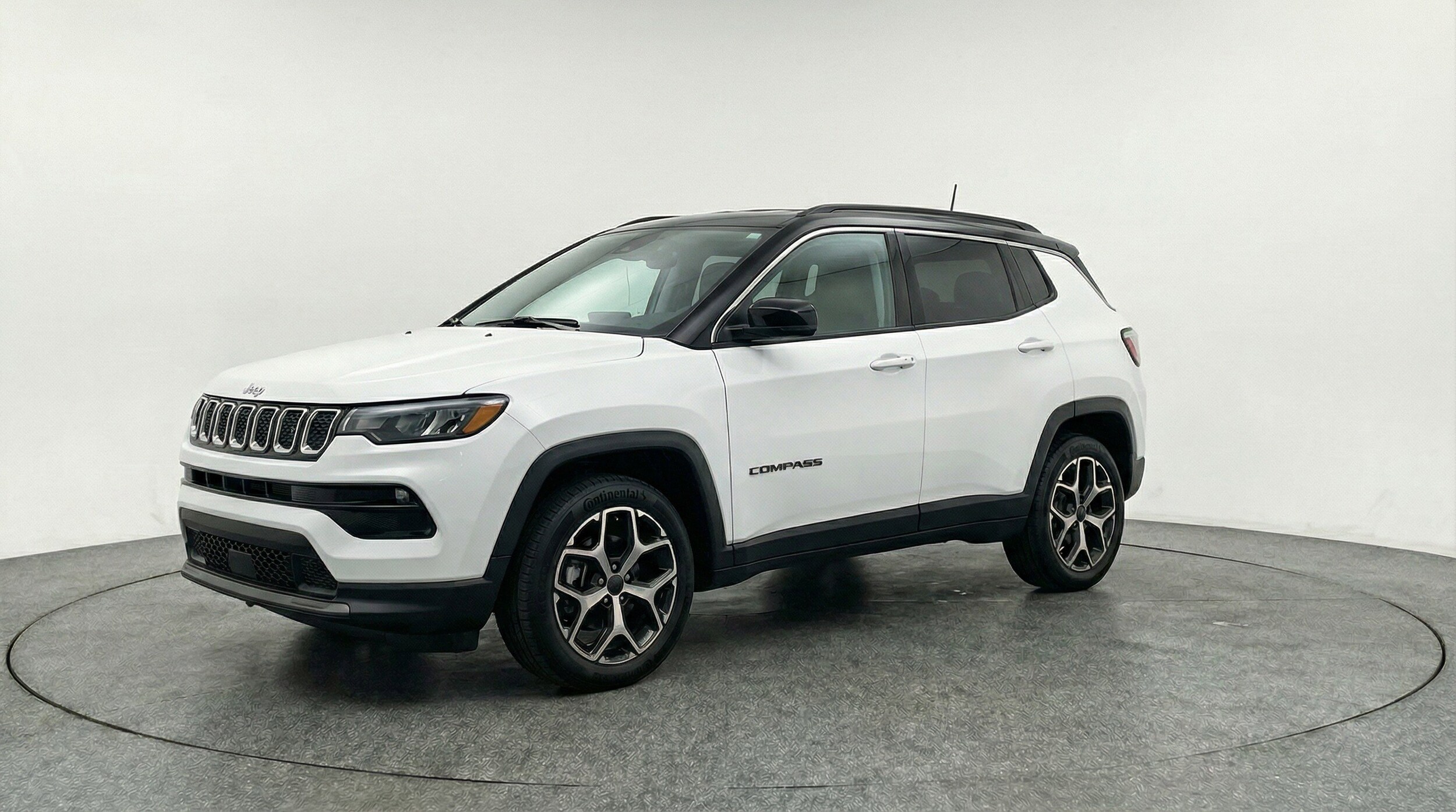 Thumbnail: 2025 Jeep Compass - 3