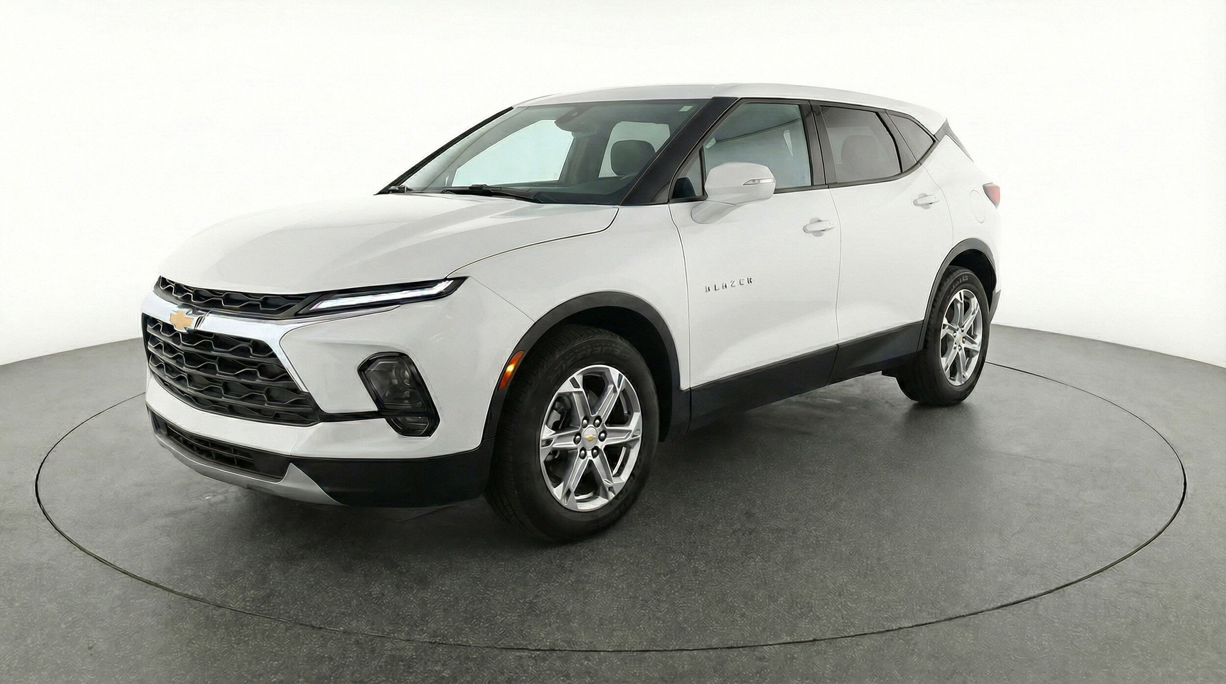 Thumbnail: 2025 Chevrolet Blazer - 3
