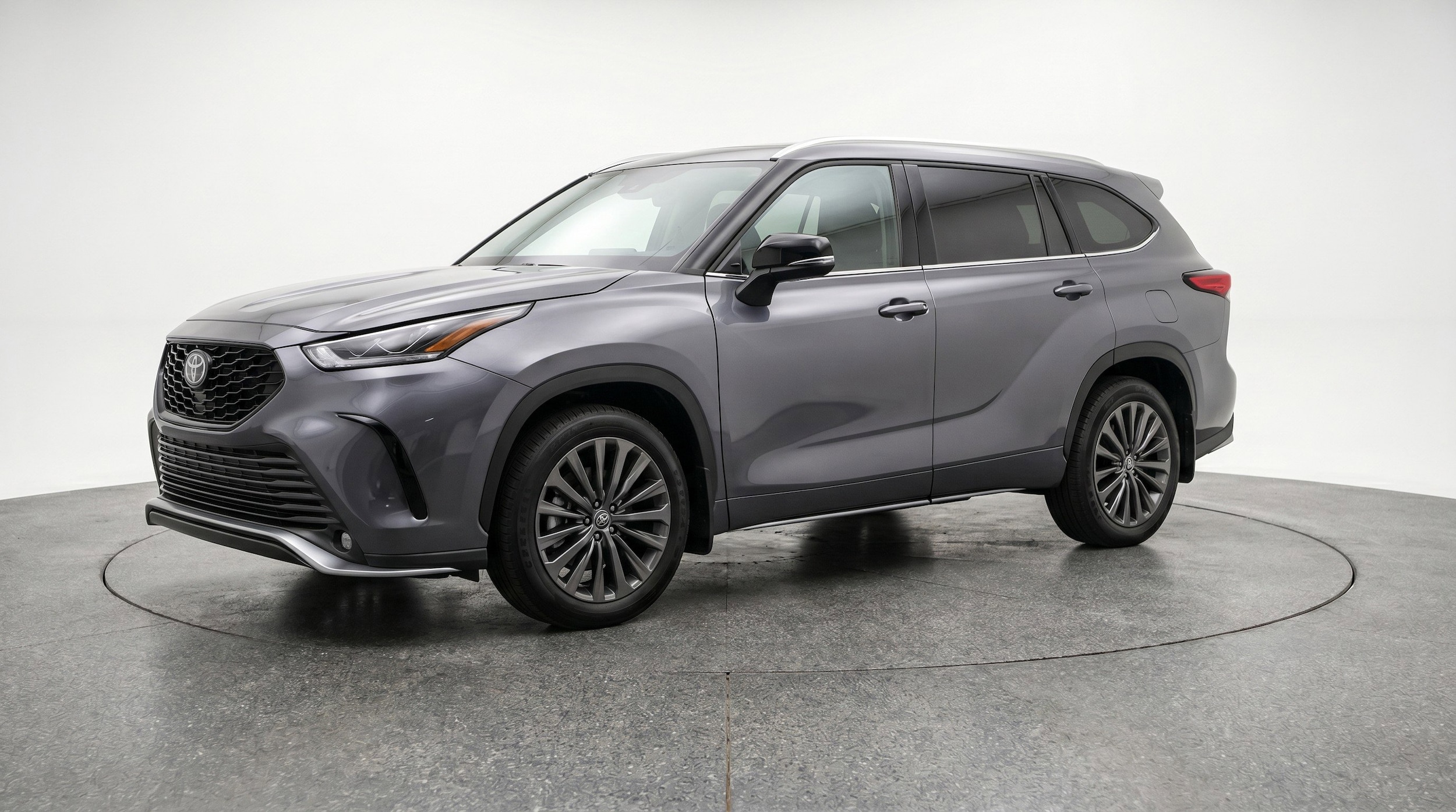 Thumbnail: 2025 Toyota Highlander - 3