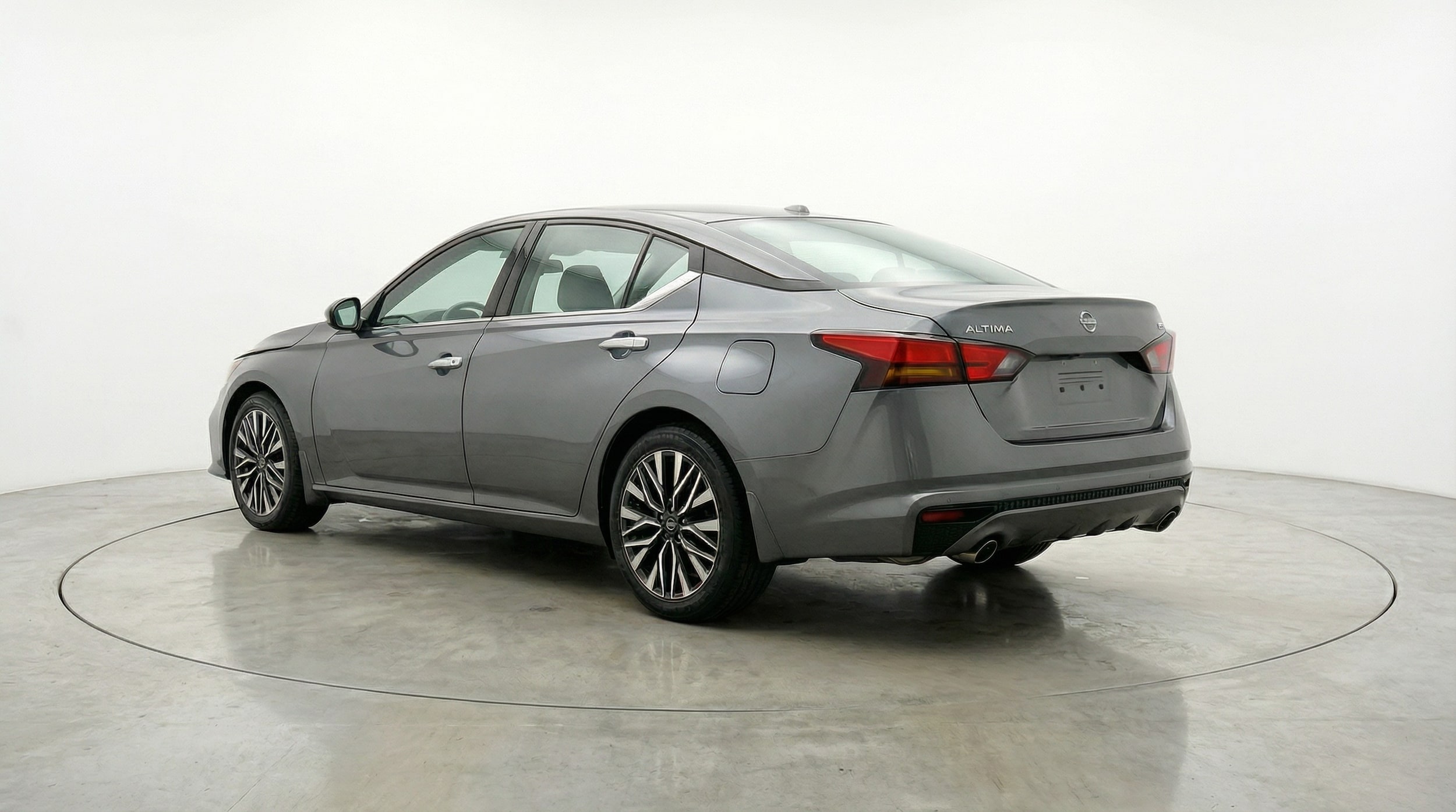 Thumbnail: 2025 Nissan Altima - 5