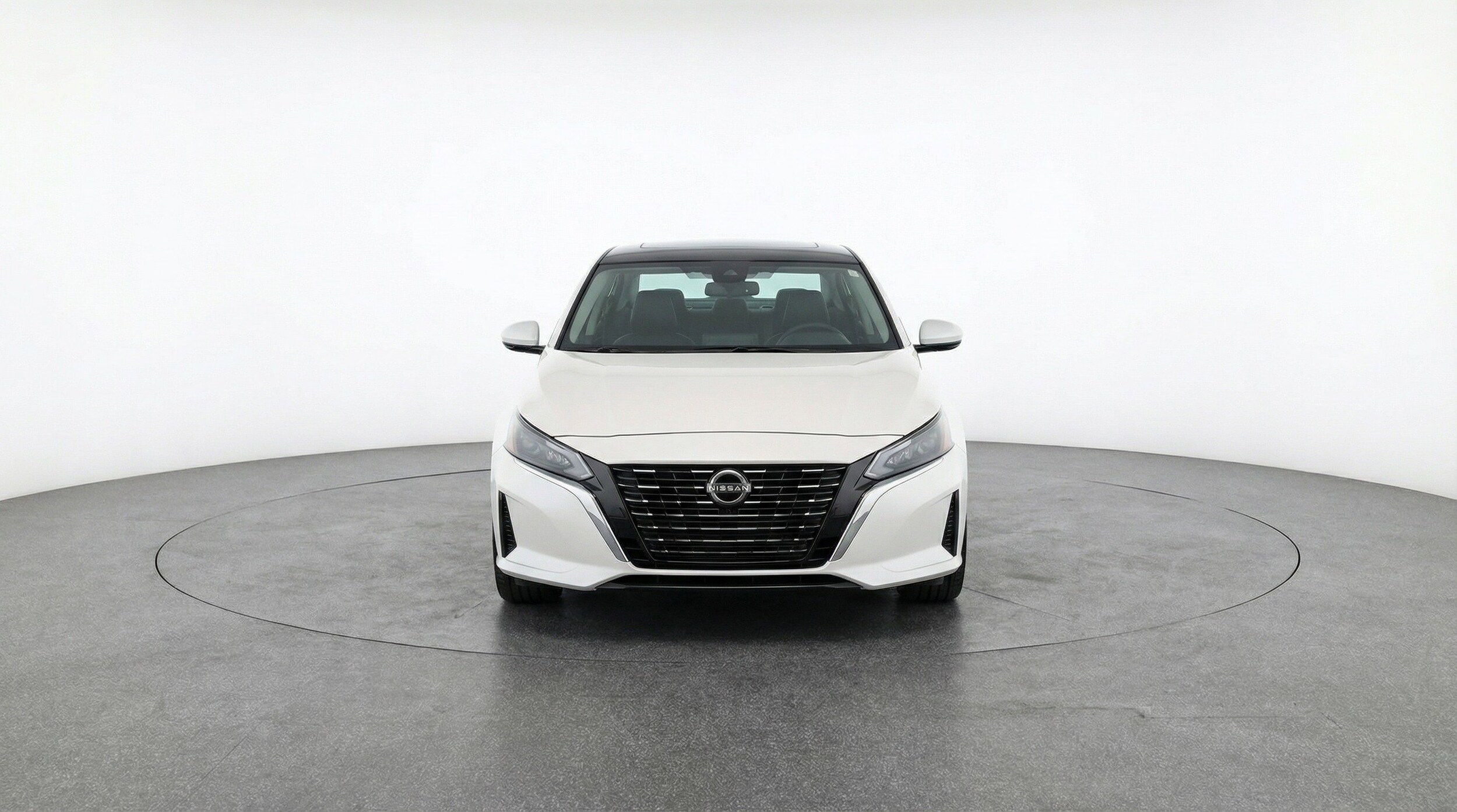 Thumbnail: 2025 Nissan Altima - 2
