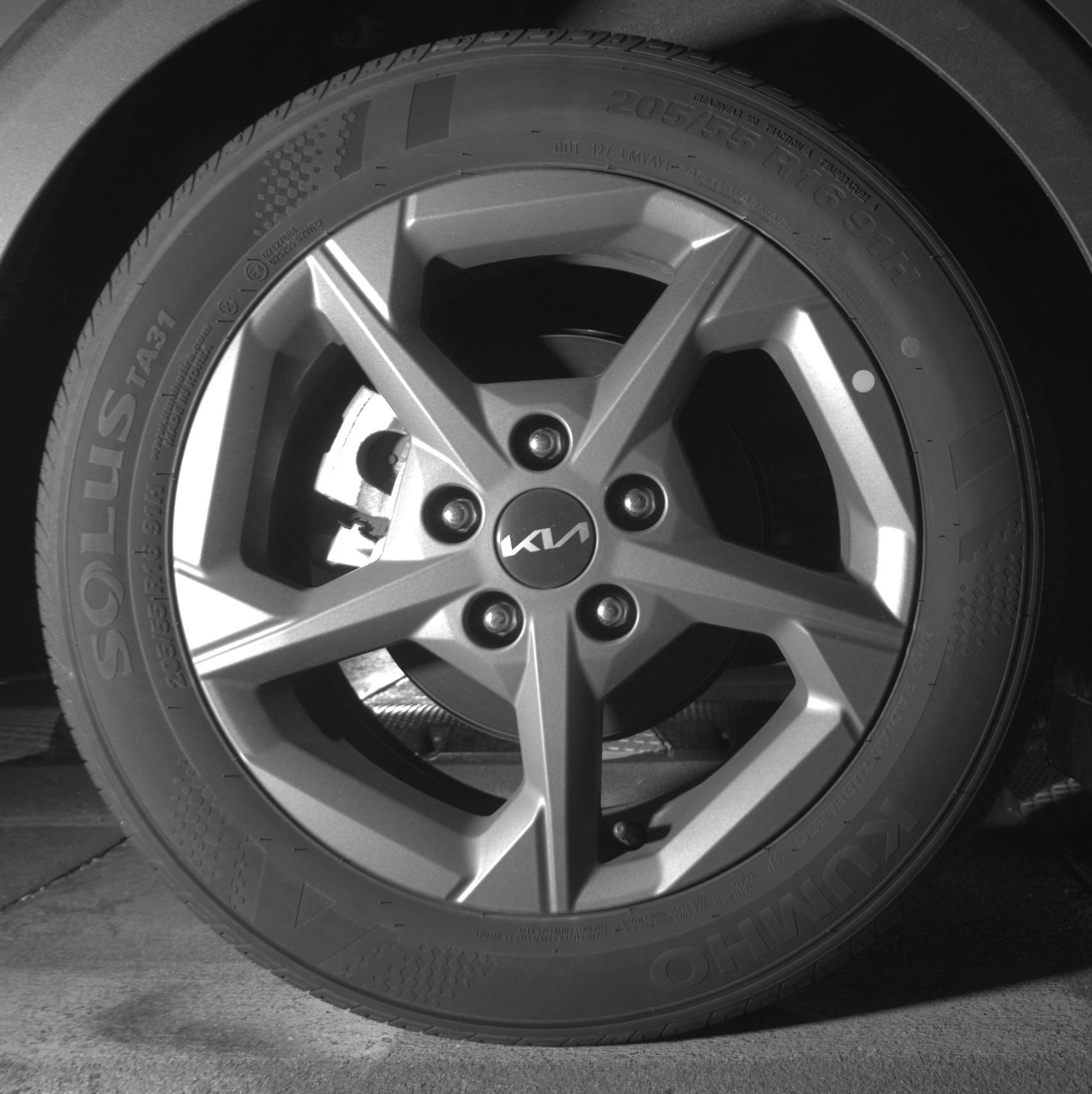 Thumbnail: 2025 Kia K4 - 15