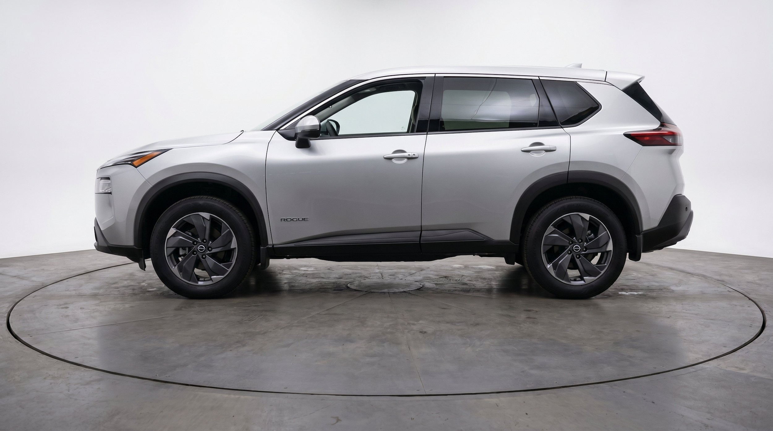 Thumbnail: 2025 Nissan Rogue - 5