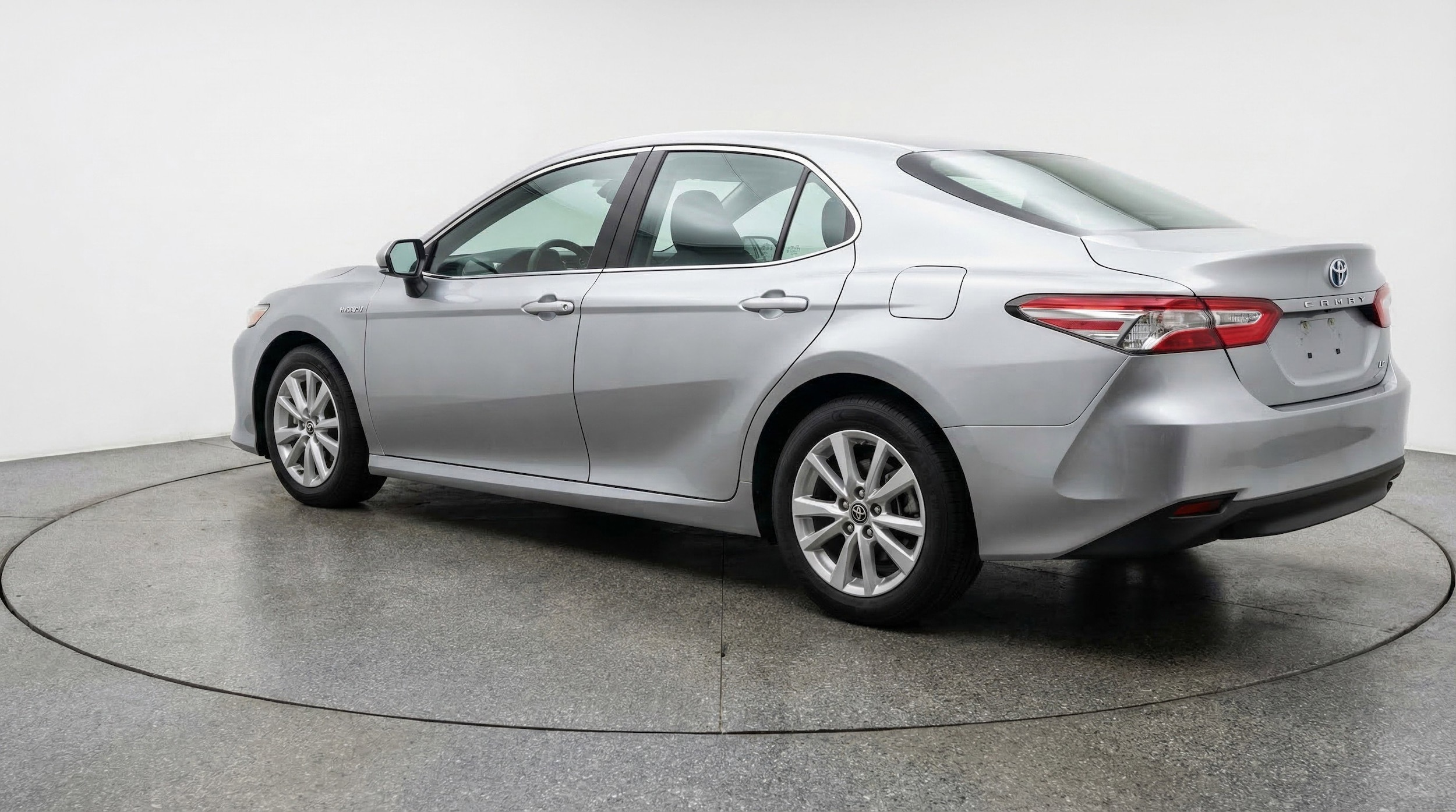 Thumbnail: 2025 Toyota Camry - 6