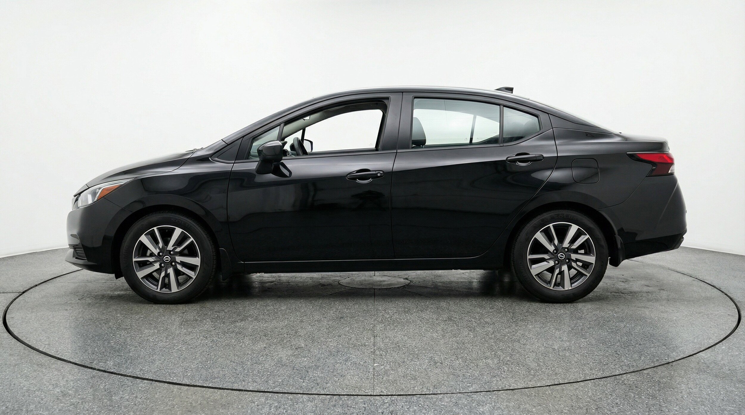 Thumbnail: 2025 Nissan Versa - 5