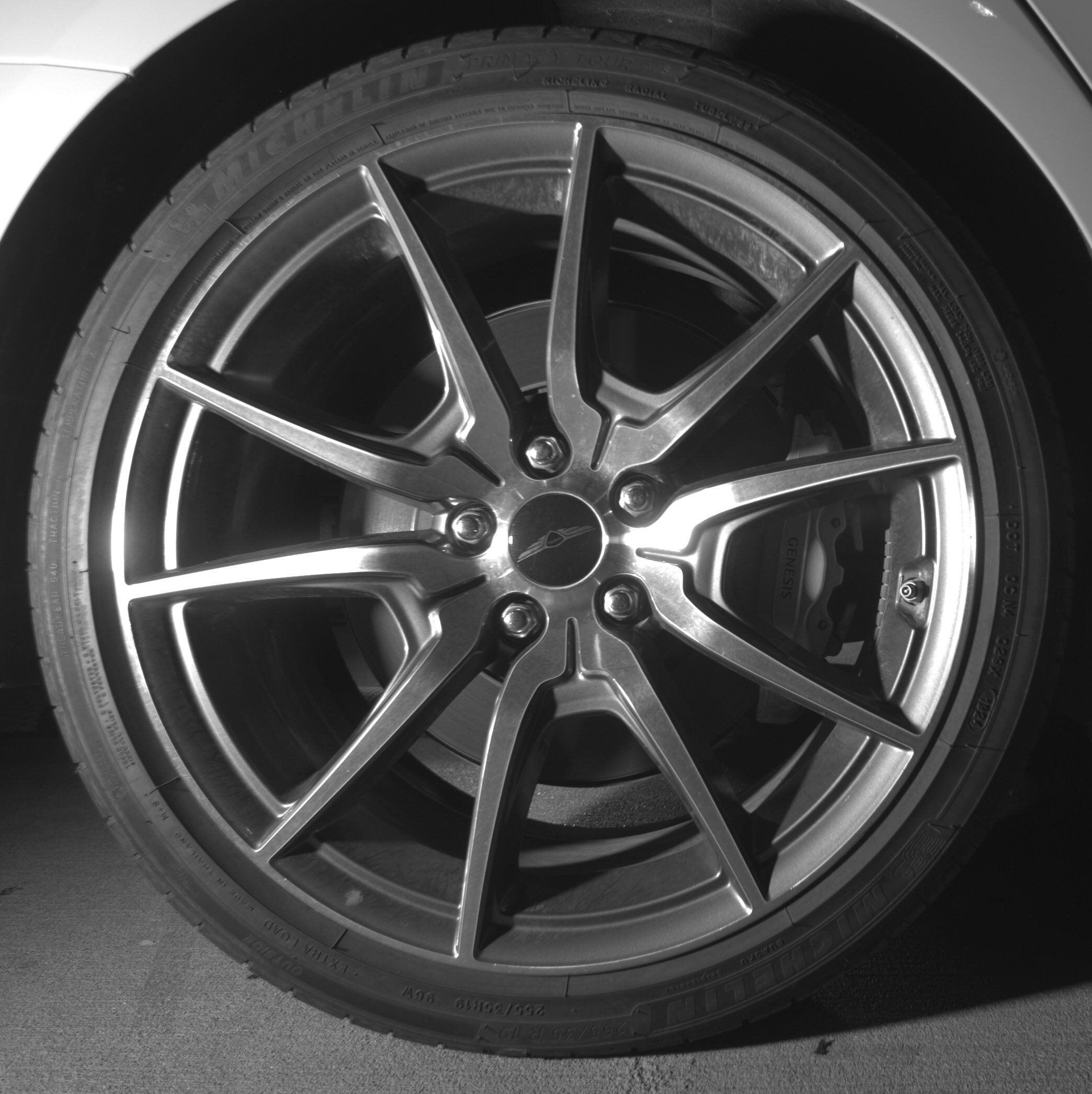 Thumbnail: 2025 Genesis G70 - 12