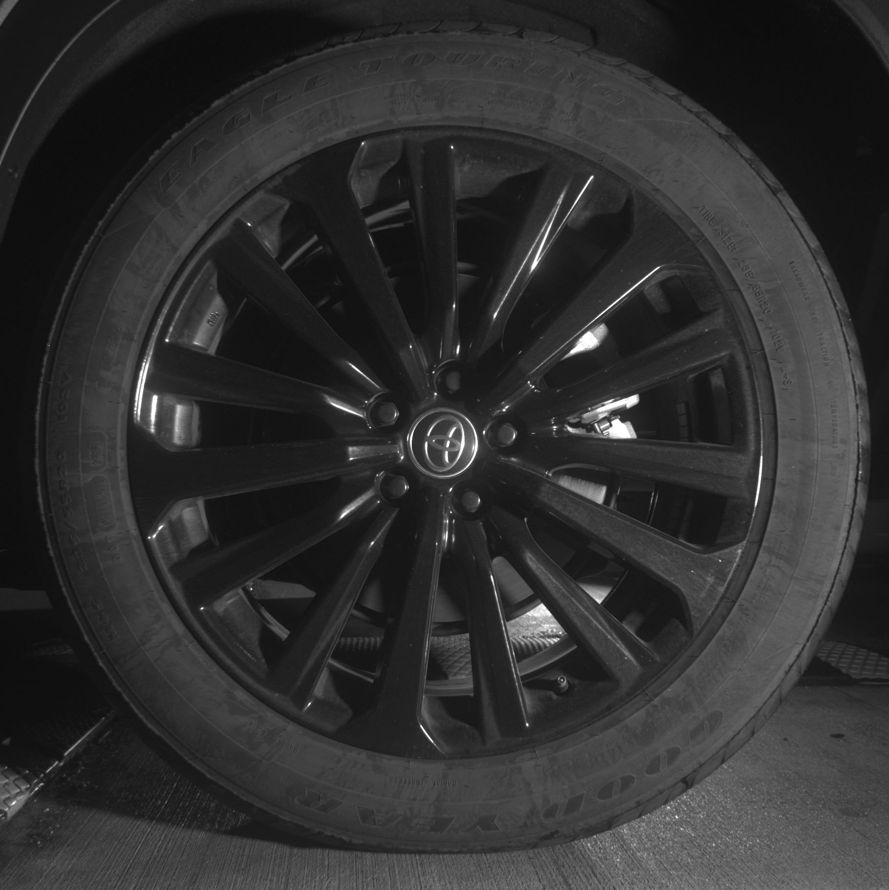 Thumbnail: 2025 Toyota Highlander - 14