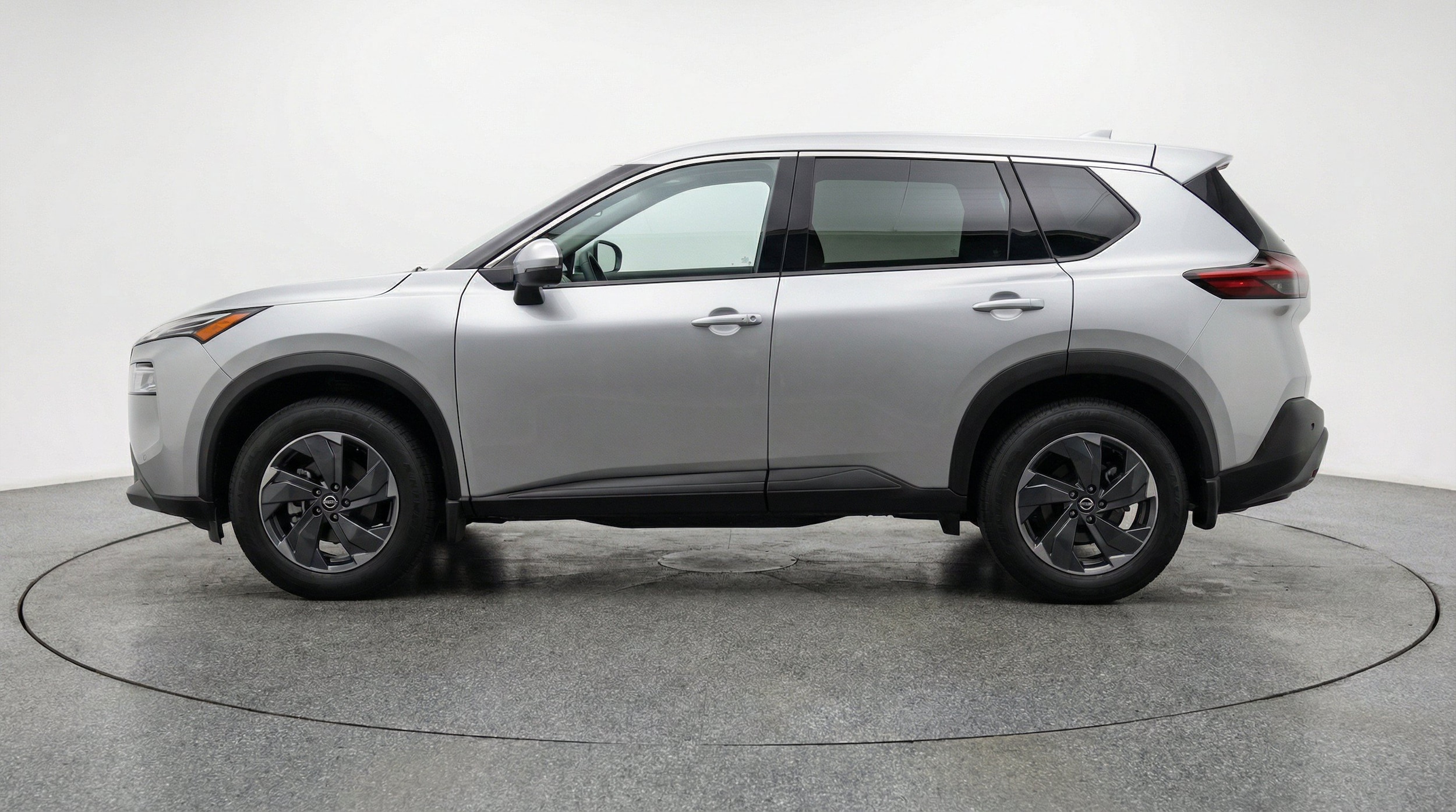 Thumbnail: 2025 Nissan Rogue - 5