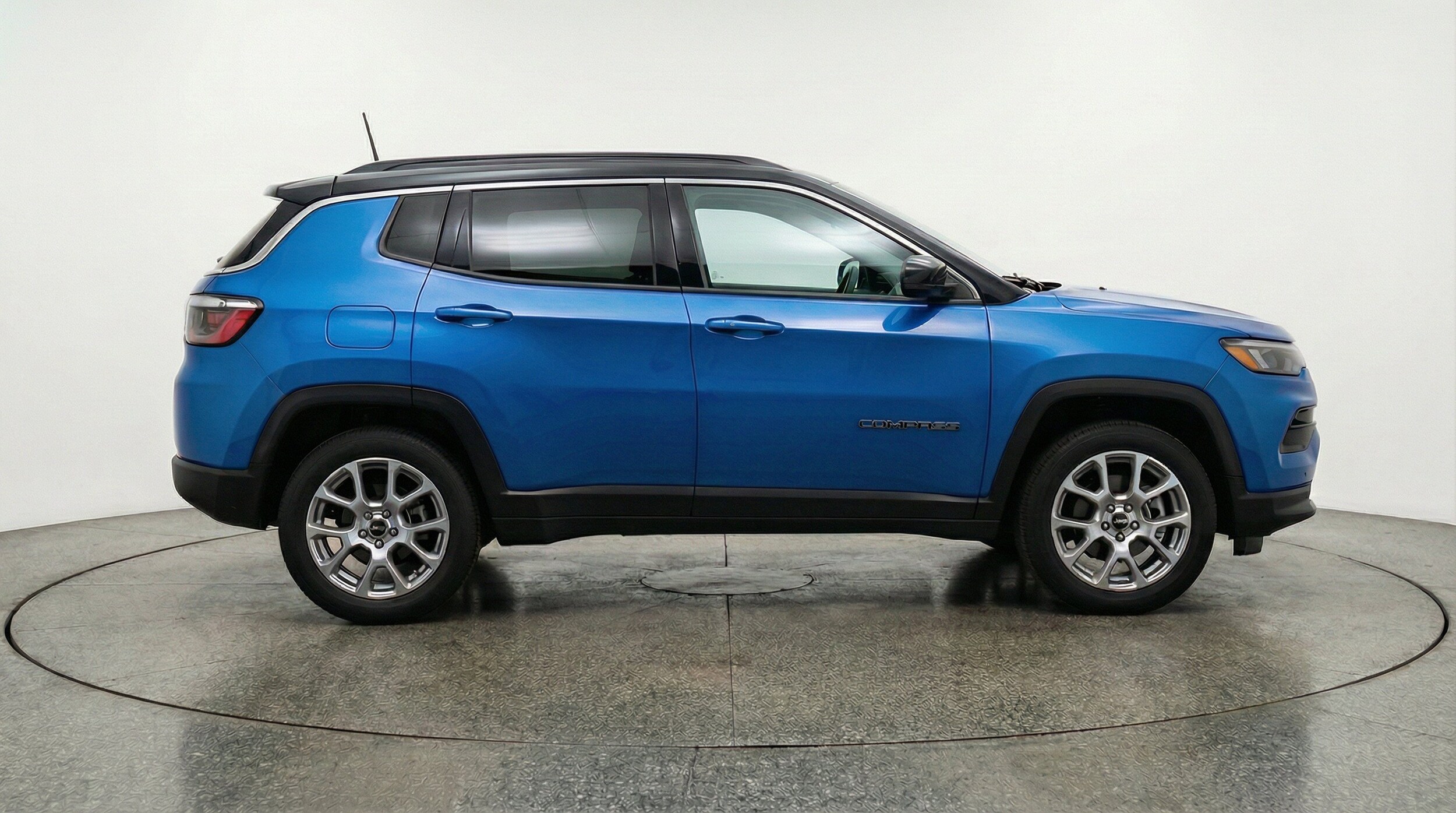 Thumbnail: 2025 Jeep Compass - 11