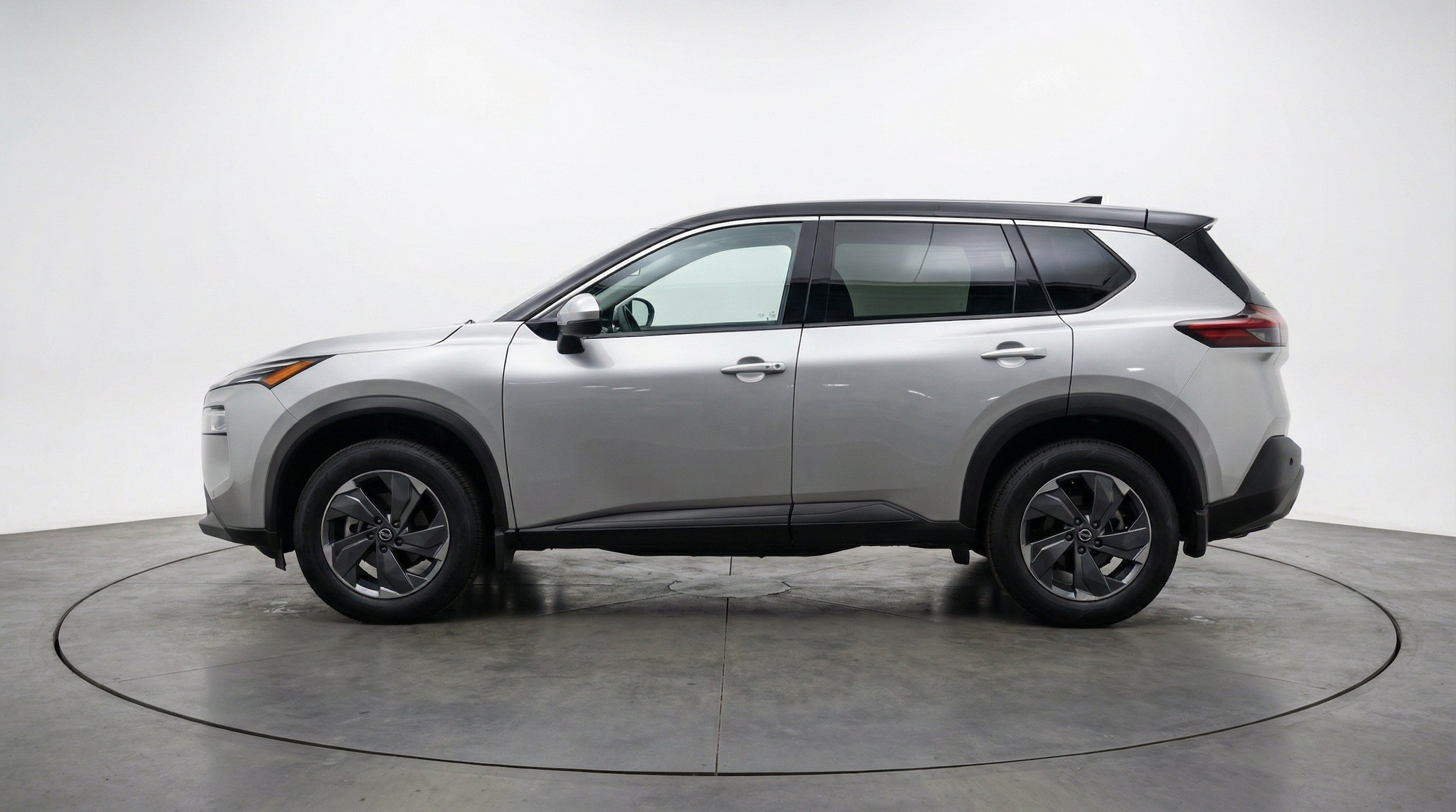 Thumbnail: 2025 Nissan Rogue - 5
