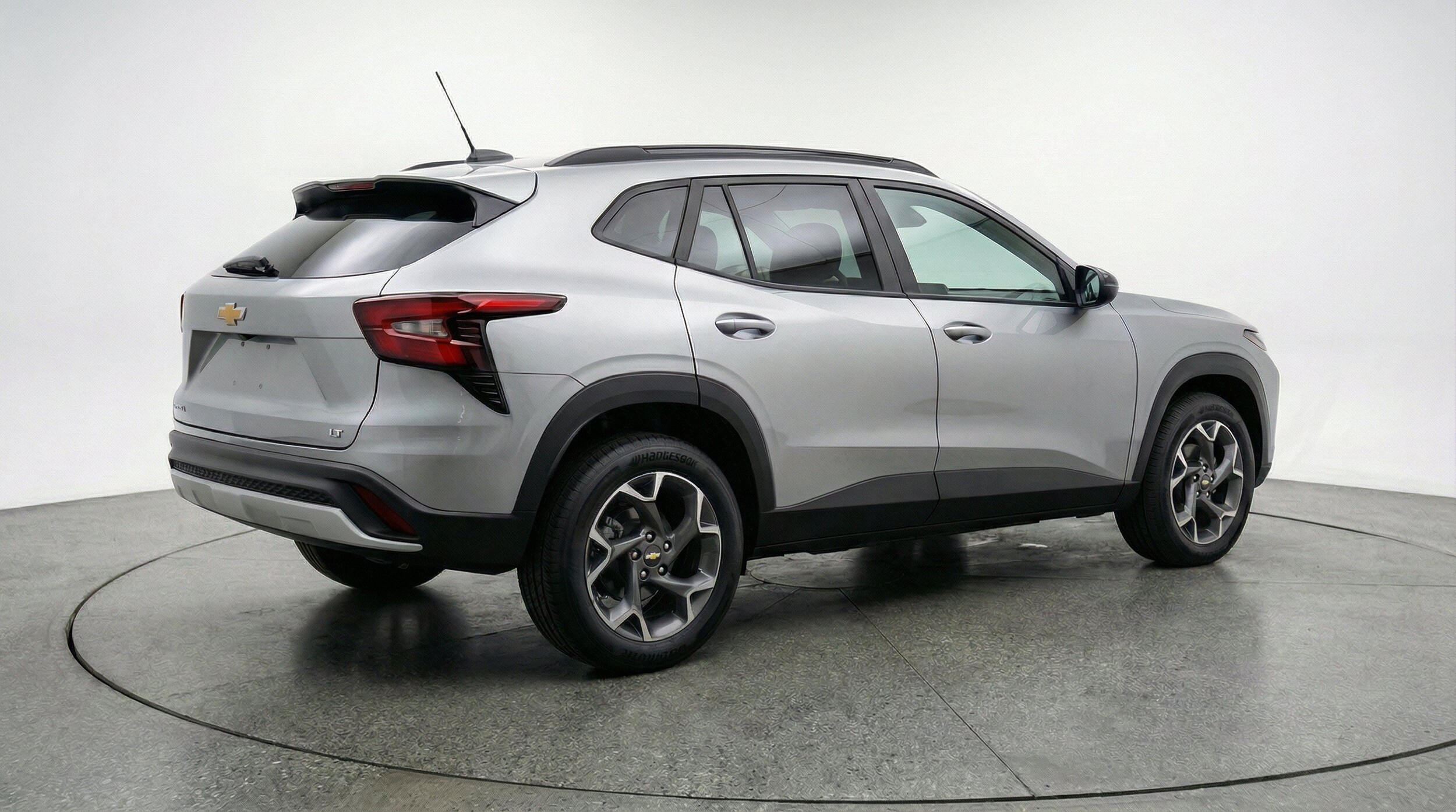 Thumbnail: 2025 Chevrolet Trax - 9