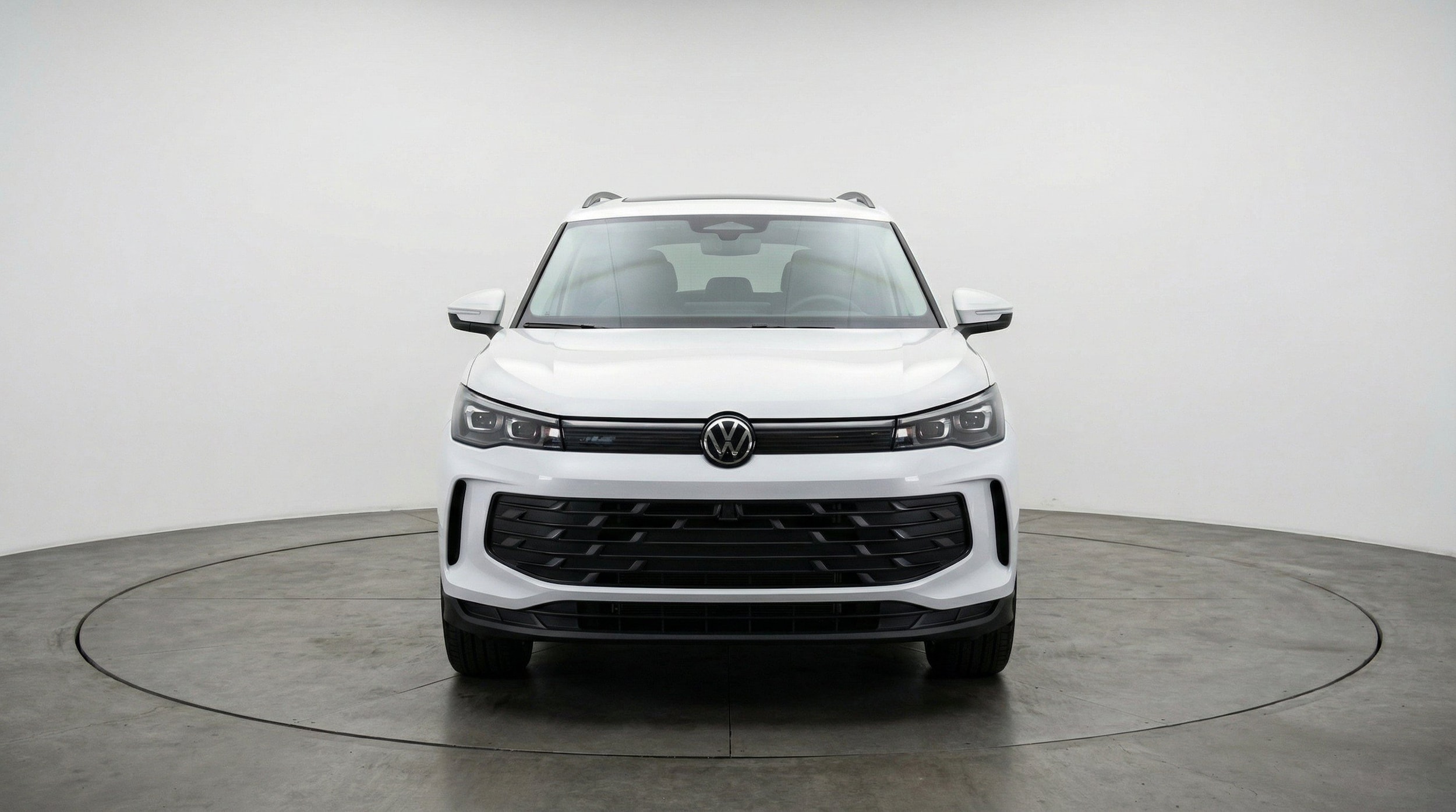 Thumbnail: 2026 Volkswagen Tiguan - 2