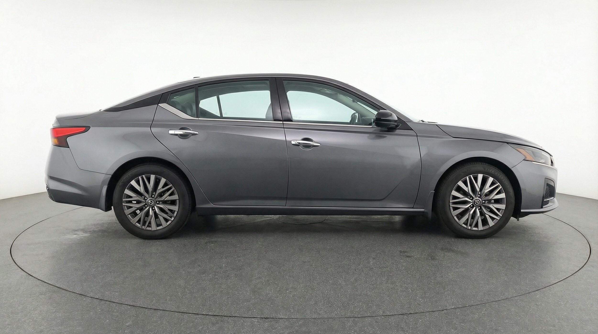 Thumbnail: 2025 Nissan Altima - 8