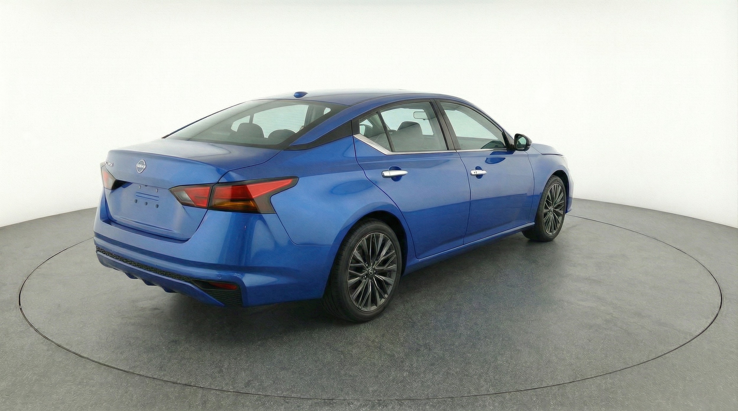 Thumbnail: 2025 Nissan Altima - 7