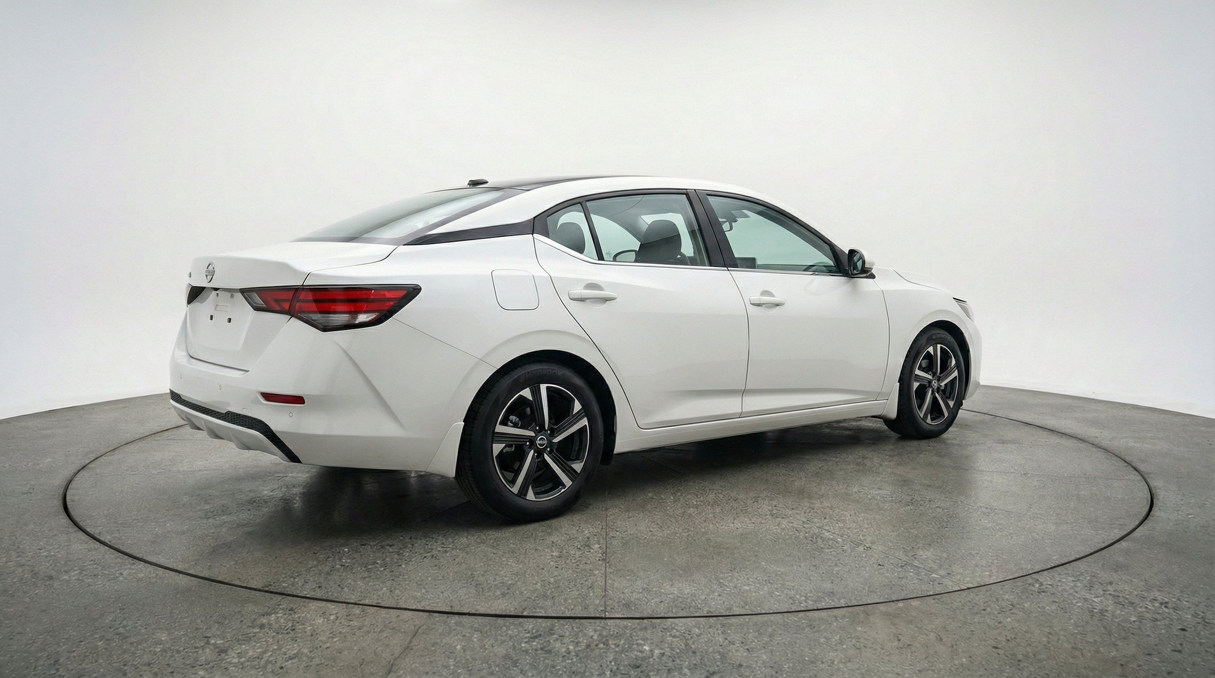 Thumbnail: 2025 Nissan Sentra - 9