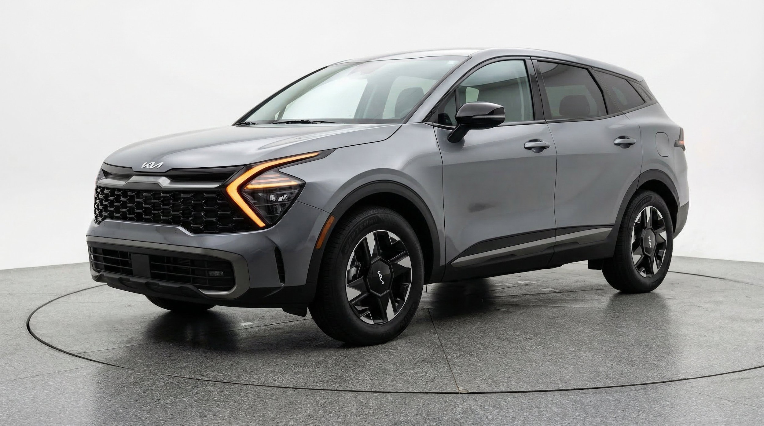 Thumbnail: 2026 Kia Sportage - 3