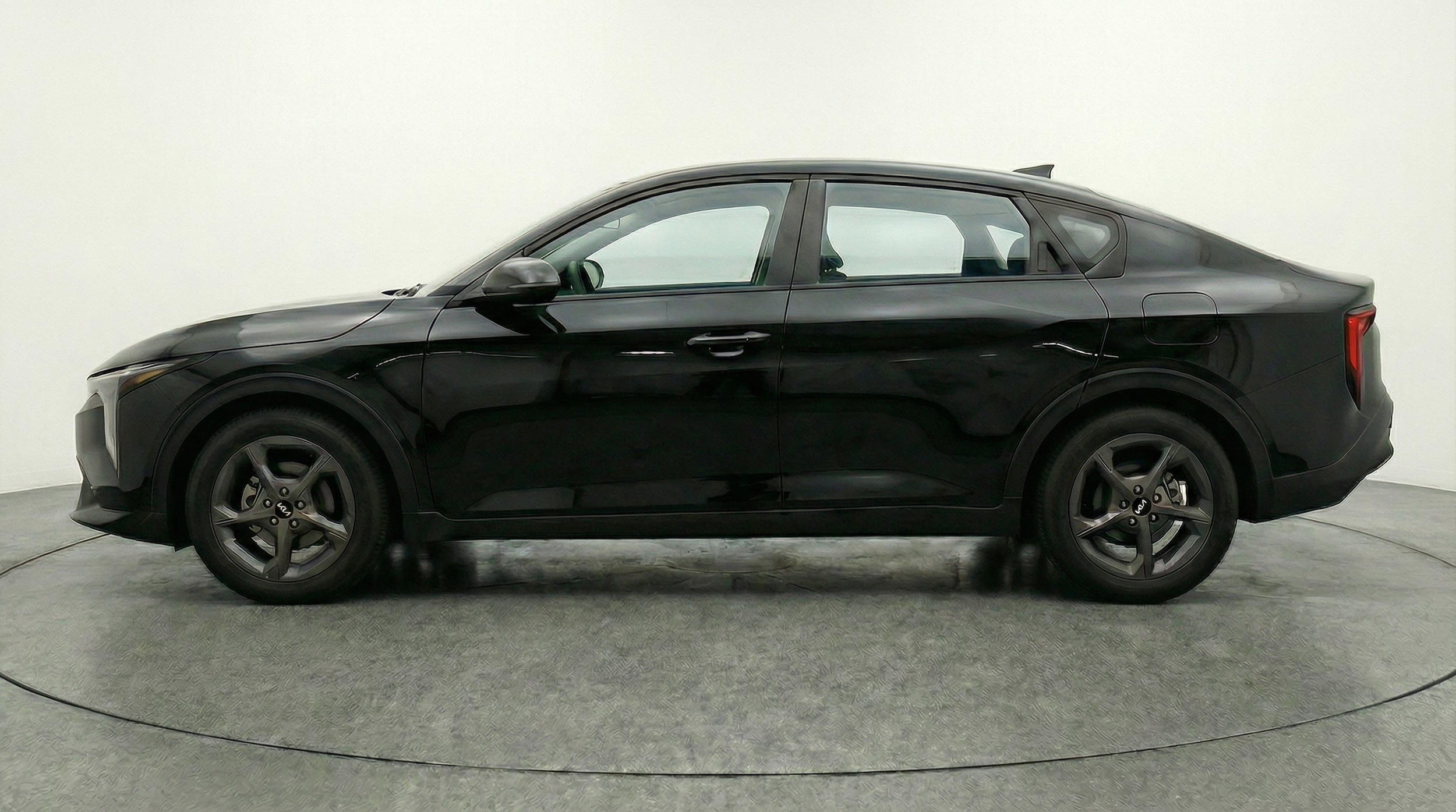 Thumbnail: 2025 Kia K4 - 4