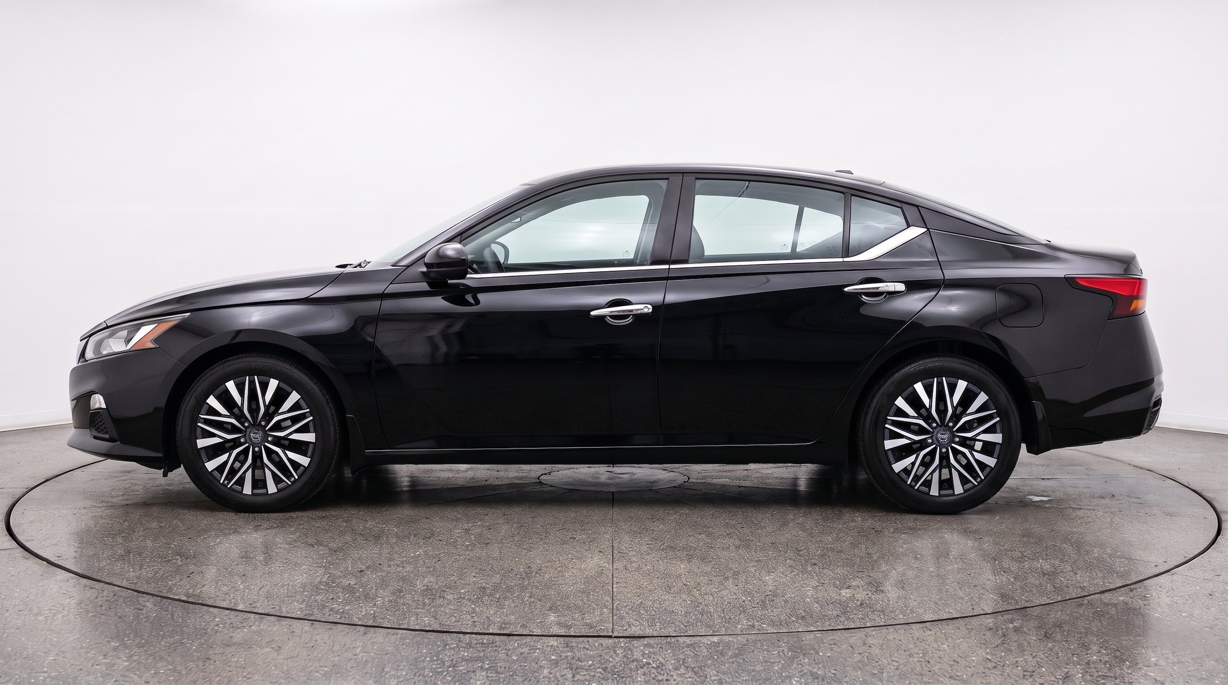 Thumbnail: 2026 Nissan Altima - 5