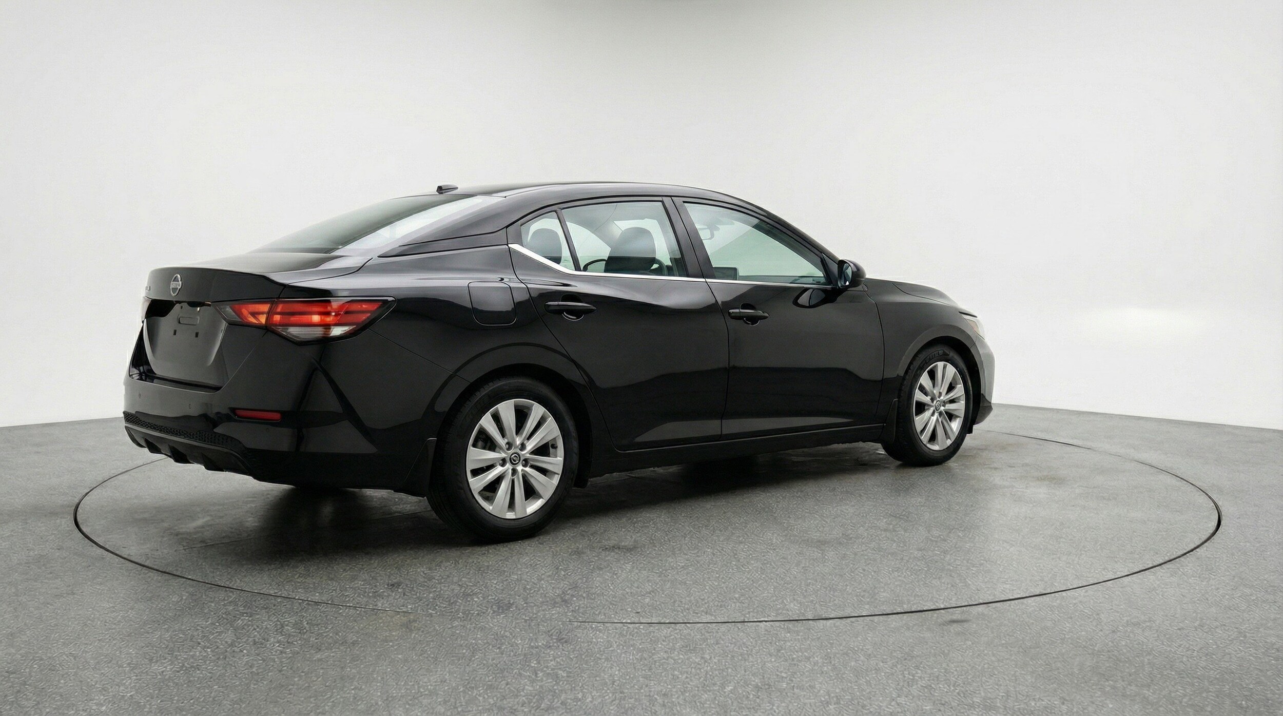 Thumbnail: 2025 Nissan Sentra - 9